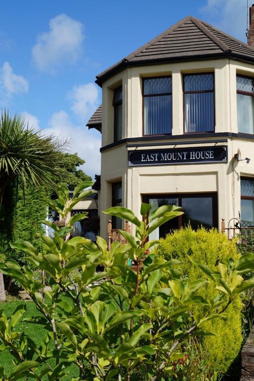 Hotel East Mount House à Barrow-in-Furness Extérieur photo